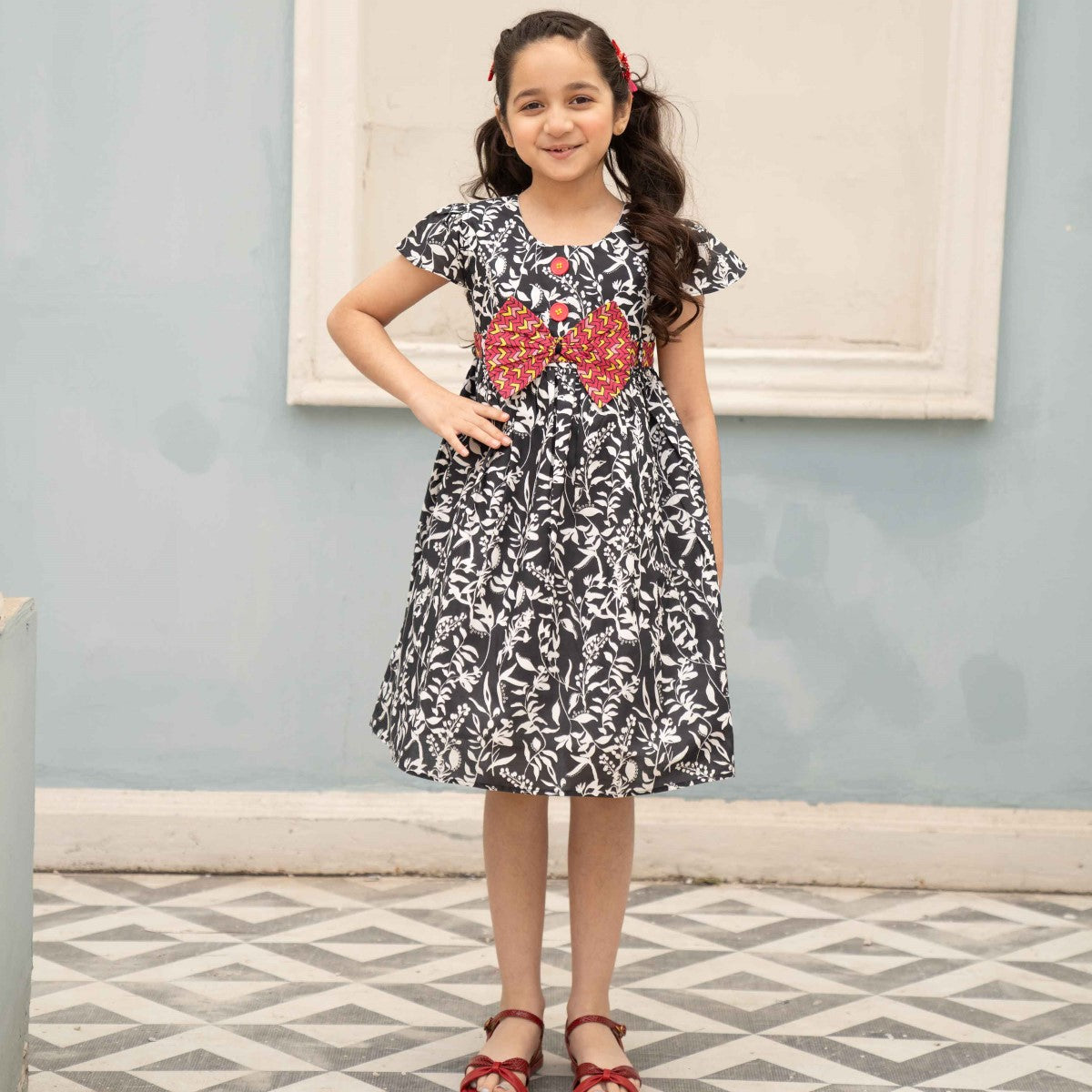 Baby Girl Black Frock In Mixing Of White Color main image 1